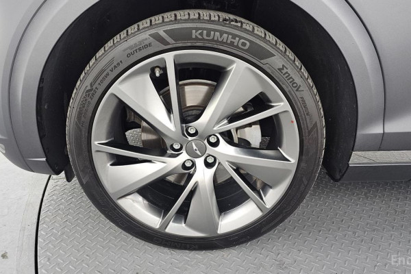 2022 Genesis GV70 с пробегом 93 215 км