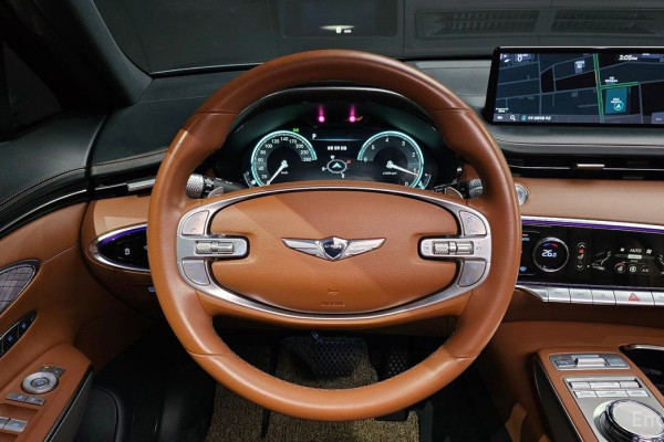 2021 Genesis GV70 с пробегом 98 527 км