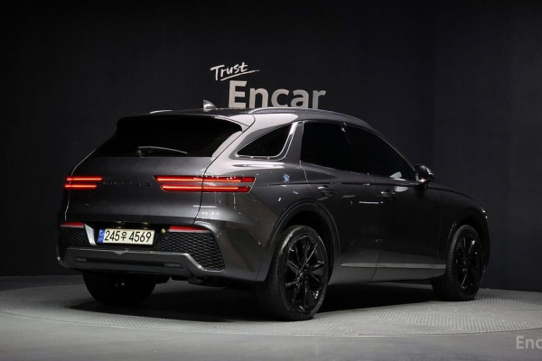 2021 Genesis GV70 с пробегом 64 524 км