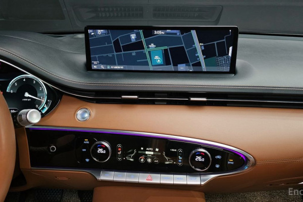 2021 Genesis GV70 с пробегом 98 527 км