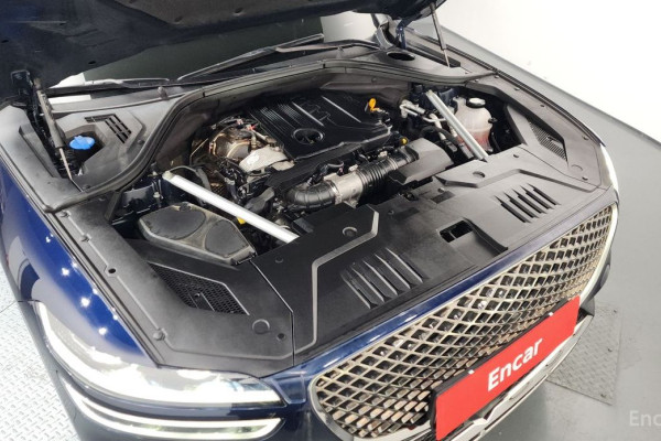 2021 Genesis GV70 с пробегом 58 690 км