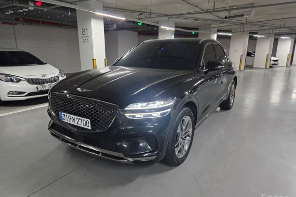 2021 Genesis GV70 с пробегом 85 778 км