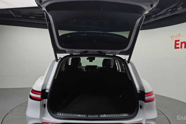 2022 Genesis GV70 с пробегом 57 783 км