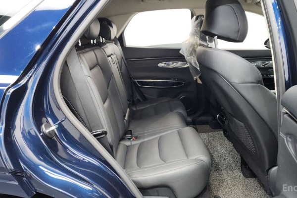 2021 Genesis GV70 с пробегом 58 690 км