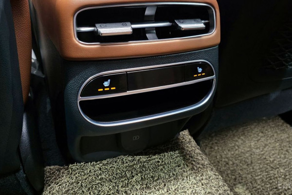 2021 Genesis GV70 с пробегом 98 527 км