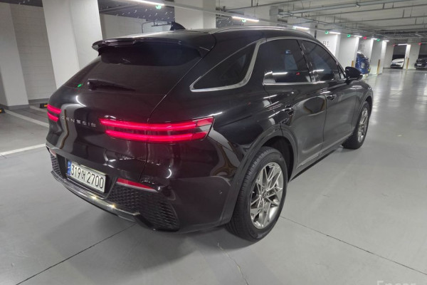 2021 Genesis GV70 с пробегом 85 778 км
