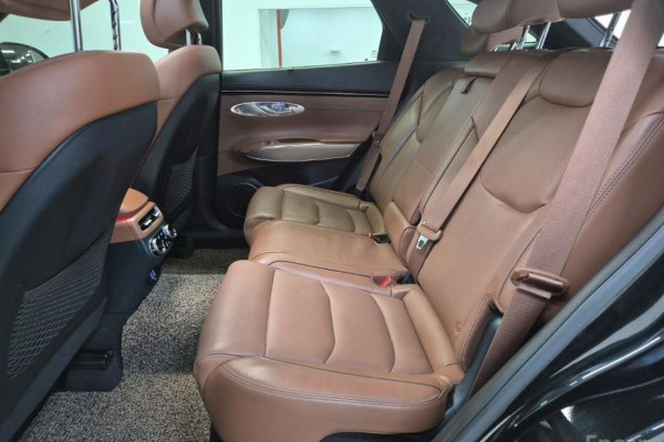 2021 Genesis GV70 с пробегом 80 095 км