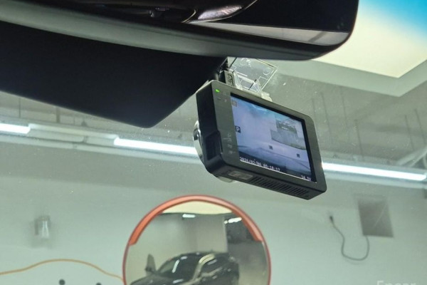 2021 Genesis GV70 с пробегом 80 095 км