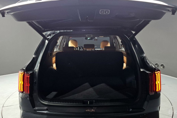 2022 Kia Sorento с пробегом 43 601 км