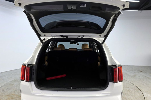 2022 Kia Sorento с пробегом 51 293 км