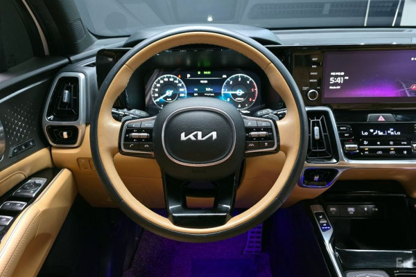 2022 Kia Sorento с пробегом 53 984 км