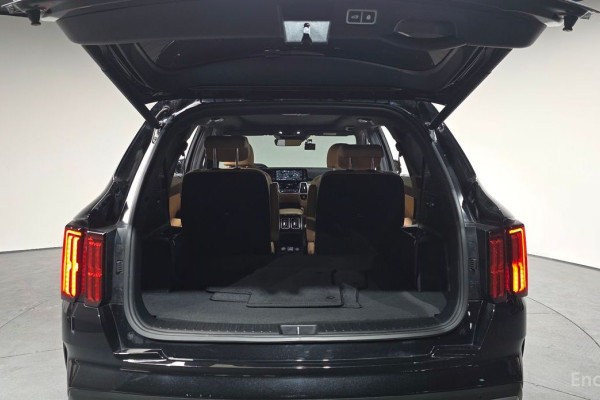 2022 Kia Sorento с пробегом 57 893 км