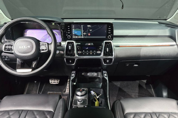 2022 Kia Sorento с пробегом 45 388 км