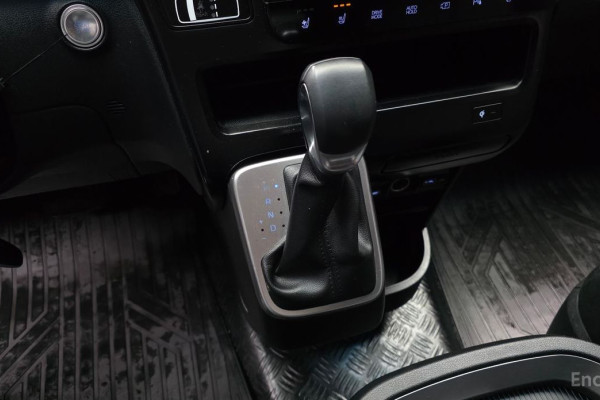 2022 Hyundai Staria с пробегом 102 042 км