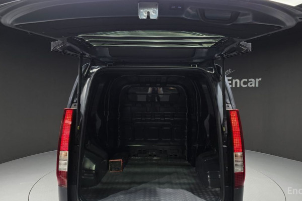 2022 Hyundai Staria с пробегом 102 042 км