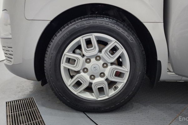 2022 Hyundai Staria с пробегом 71 372 км