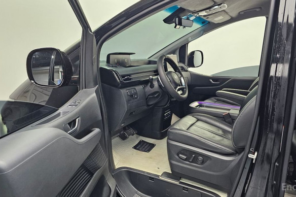 2022 Hyundai Staria с пробегом 94 765 км