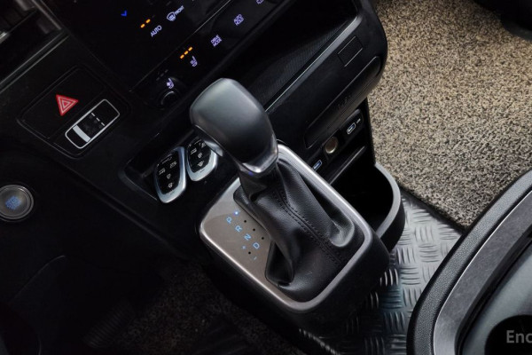 2022 Hyundai Staria с пробегом 71 372 км