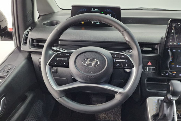 2022 Hyundai Staria с пробегом 71 372 км