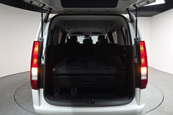 2022 Hyundai Staria с пробегом 69 142 км