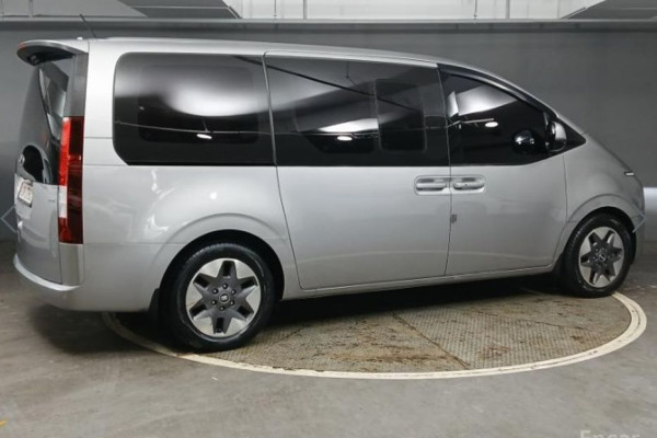 2021 Hyundai Staria с пробегом 31 067 км