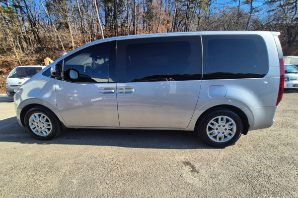 2022 Hyundai Staria с пробегом 57 637 км