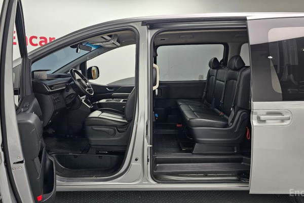 2021 Hyundai Staria с пробегом 82 773 км