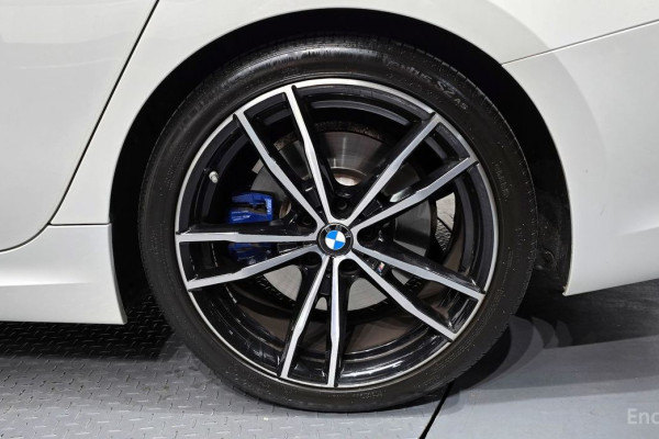 2022 BMW 3 серии с пробегом 76 092 км