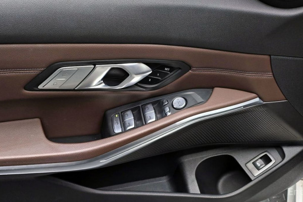 2022 BMW 3 серии с пробегом 76 092 км