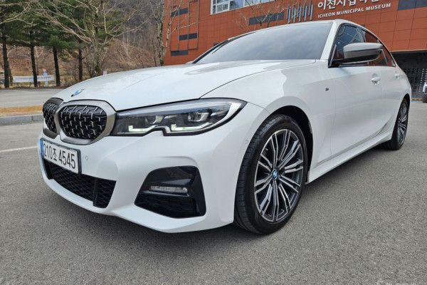 2022 BMW 3 серии с пробегом 43 905 км
