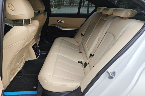 2022 BMW 3 серии с пробегом 43 905 км