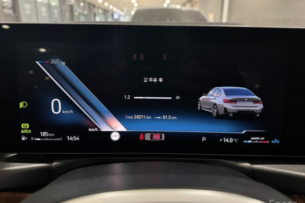 2023 BMW 3 серии с пробегом 24 211 км