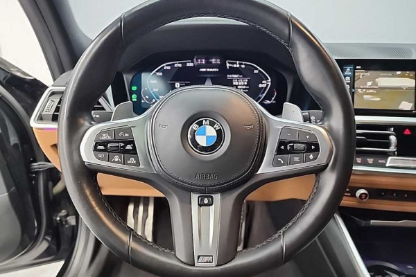 2022 BMW 3 серии с пробегом 76 840 км