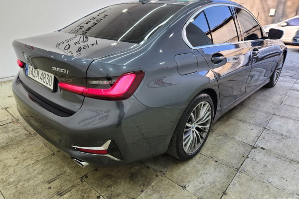 2021 BMW 3 серии с пробегом 63 080 км