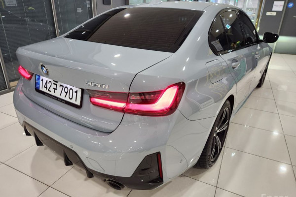 2023 BMW 3 серии с пробегом 13 700 км