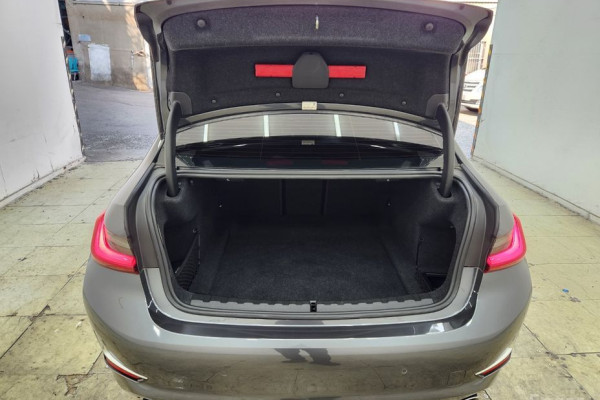 2021 BMW 3 серии с пробегом 63 080 км