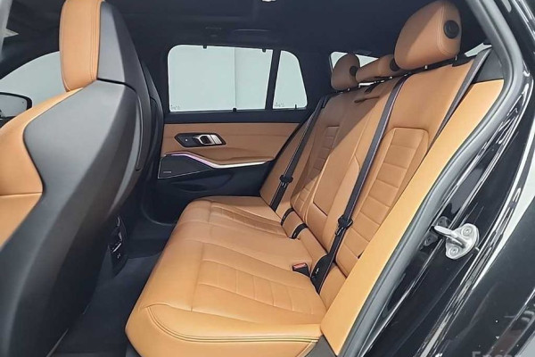 2022 BMW 3 серии с пробегом 76 840 км