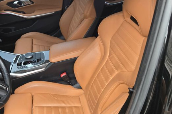 2023 BMW 3 серии с пробегом 28 000 км