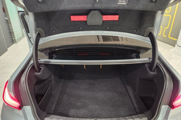 2023 BMW 3 серии с пробегом 13 700 км