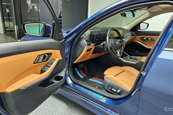 2023 BMW 3 серии с пробегом 28 203 км