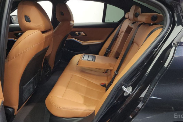 2023 BMW 3 серии с пробегом 20 663 км