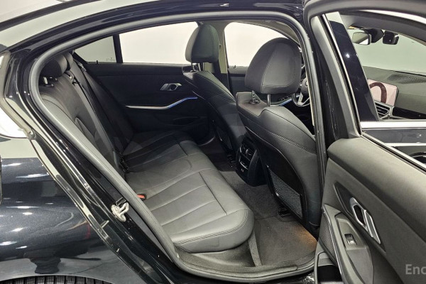 2021 BMW 3 серии с пробегом 76 467 км