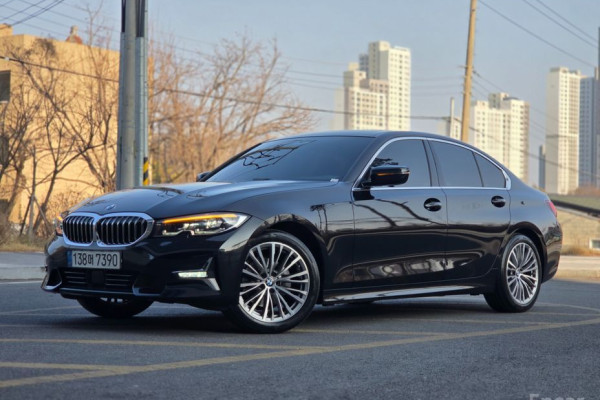 2022 BMW 3 серии с пробегом 52 709 км