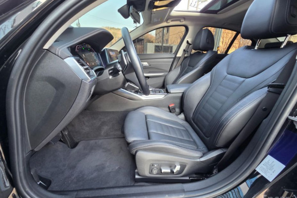 2022 BMW 3 серии с пробегом 52 709 км