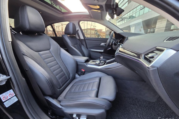 2022 BMW 3 серии с пробегом 52 709 км