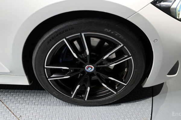 2023 BMW 3 серии с пробегом 45 191 км