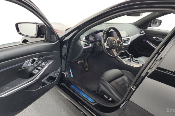 2022 BMW 3 серии с пробегом 54 561 км