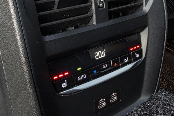 2022 BMW 3 серии с пробегом 52 709 км