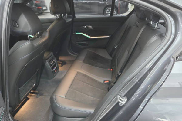 2022 BMW 3 серии с пробегом 29 605 км