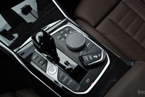 2021 BMW 3 серии с пробегом 7 415 км